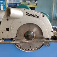 Makita 5604R