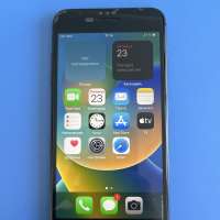 Apple iPhone 8 Plus 64GB
