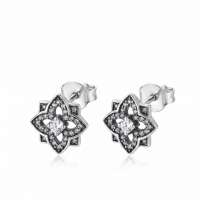 Серьги золото 585 1,53g, вес изделия 1.61g