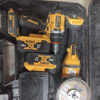 DeWalt набор электроинст. акк. 2 в 1 (реплика) с СЗУ