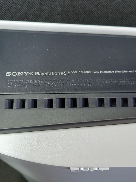 Купить Sony PlayStation 5 Slim 1TB (CFI-2000) в Усолье-Сибирское за 47299 руб.